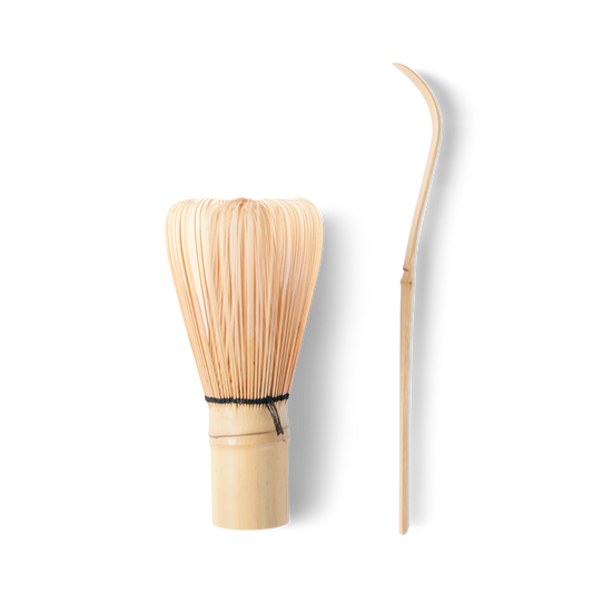 bamboo whisk + lepeltje